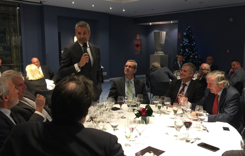 El presidente de AEESCAM, Ignacio Arellano, brindó por un mejor 2018