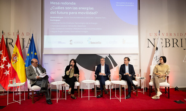 Madrid Foro Empresarial y AEESCAM promueven un debate sobre la energía aplicada al transporte