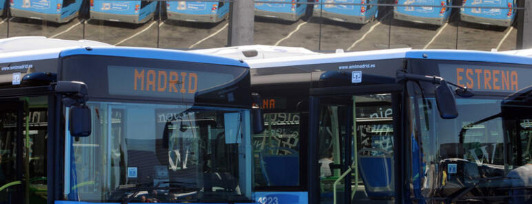 Flota EMT en las cocheras de Carabanchel